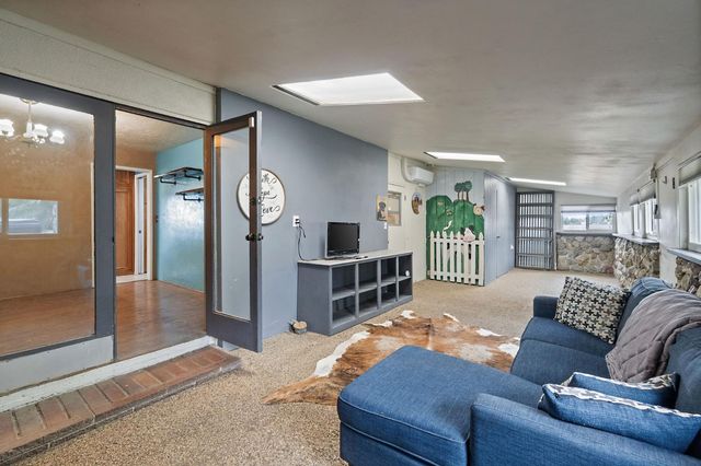 10730 17th Avenue, Lemoore, CA 93245