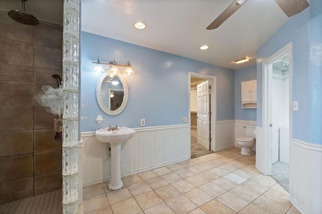 10730 17th Avenue, Lemoore, CA 93245