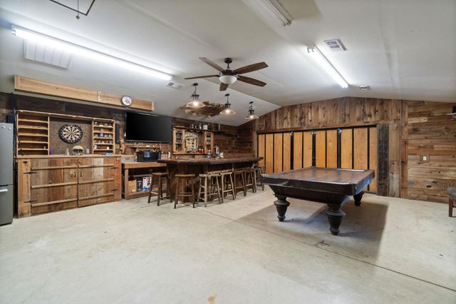 10730 17th Avenue, Lemoore, CA 93245