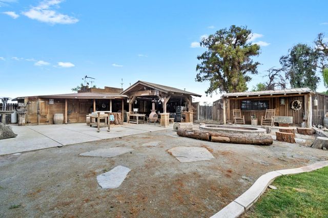 10730 17th Avenue, Lemoore, CA 93245