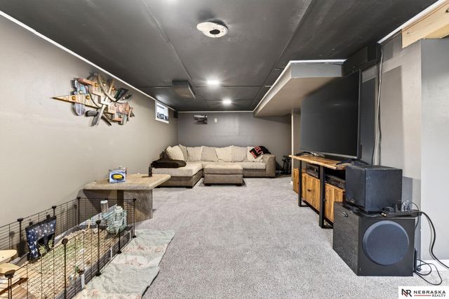 2405 Hancock Street, Bellevue, NE 68005