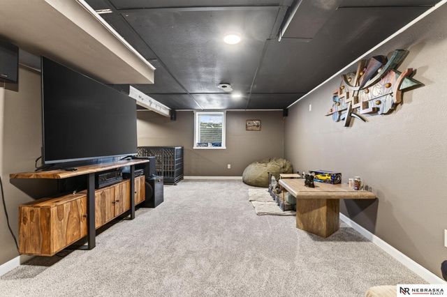 2405 Hancock Street, Bellevue, NE 68005