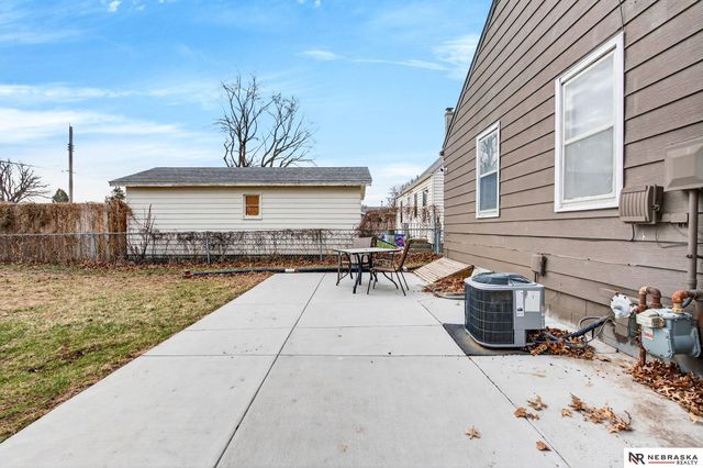2405 Hancock Street, Bellevue, NE 68005