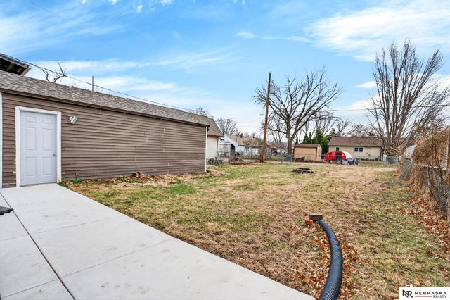 2405 Hancock Street, Bellevue, NE 68005