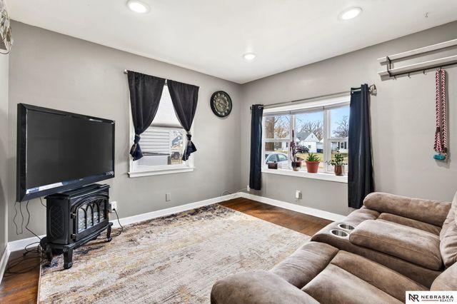 2405 Hancock Street, Bellevue, NE 68005