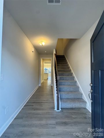 712 Inwood Hill Drive 11, Gastonia, NC 28056