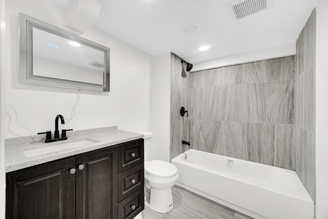 550 King Street, Gary, IN 46406