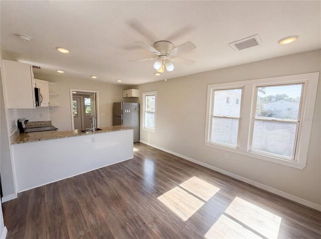 5005 TANGERINE AVENUE S, Gulfport, FL 33707