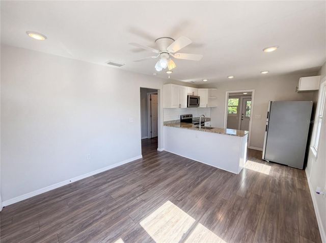 5005 TANGERINE AVENUE S, Gulfport, FL 33707