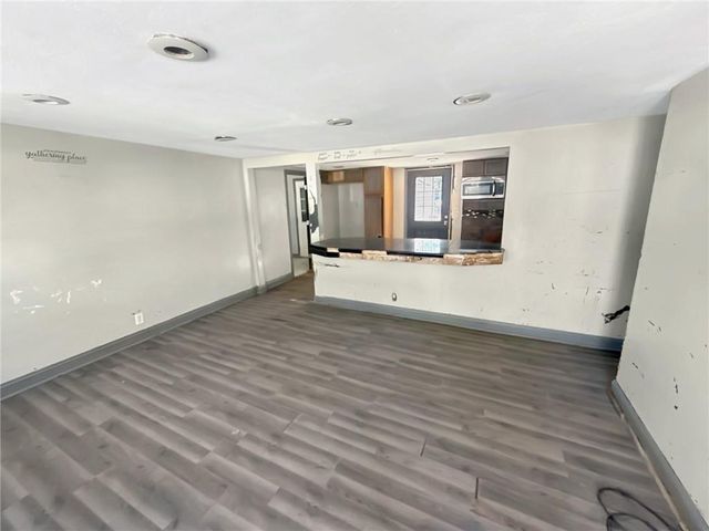 1749 Sinnott Circle, Independence, MO 64050