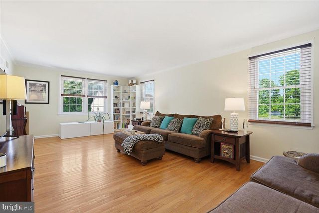 3547 HECKTOWN RD, Bethlehem, PA 18020