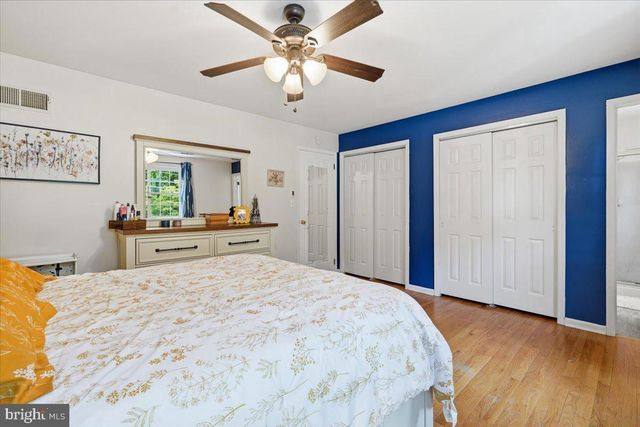3547 HECKTOWN RD, Bethlehem, PA 18020