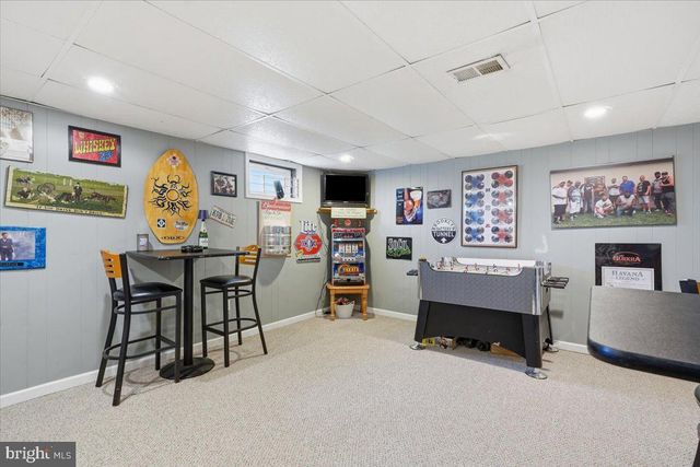 3547 HECKTOWN RD, Bethlehem, PA 18020