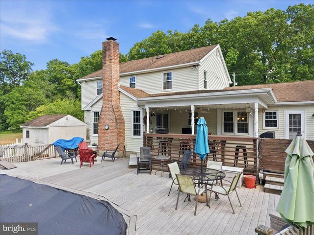 3547 HECKTOWN RD, Bethlehem, PA 18020