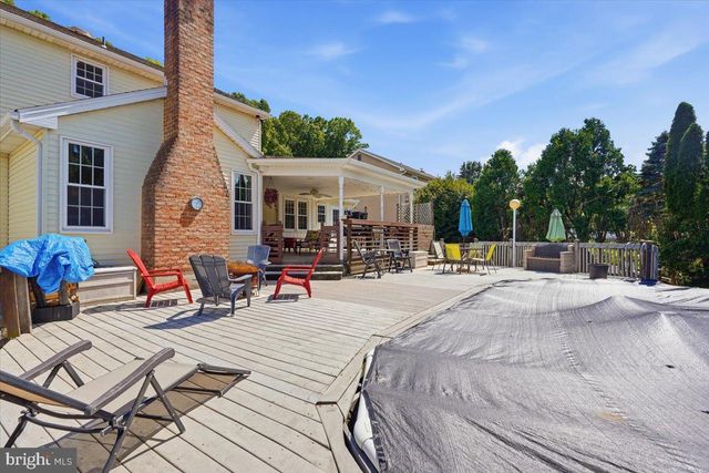 3547 HECKTOWN RD, Bethlehem, PA 18020