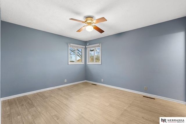 13524 Valley Street, Omaha, NE 68144