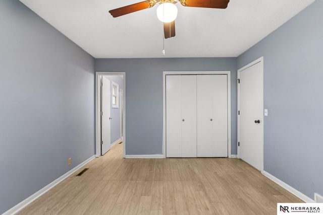 13524 Valley Street, Omaha, NE 68144