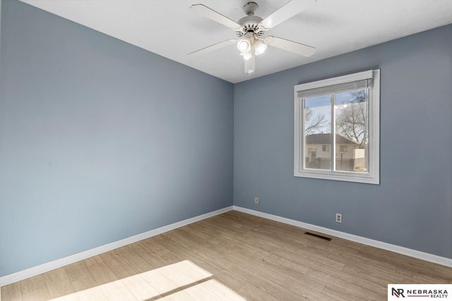 13524 Valley Street, Omaha, NE 68144