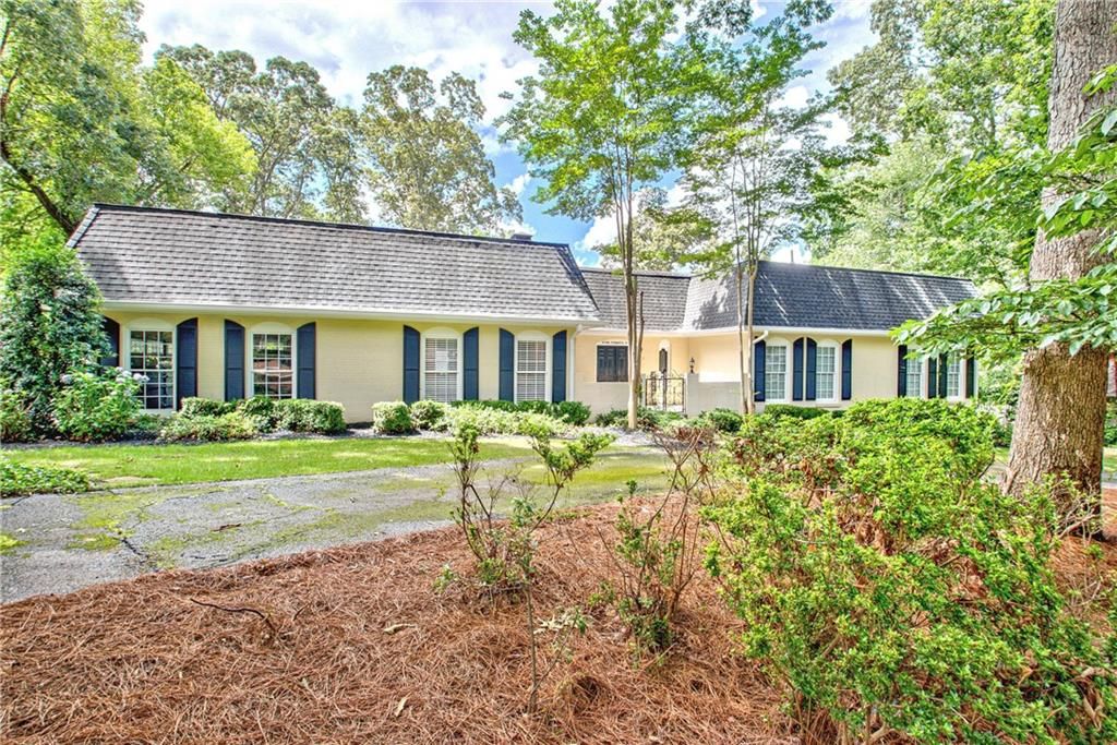 522 Golfview Drive, Peachtree City, GA 30269