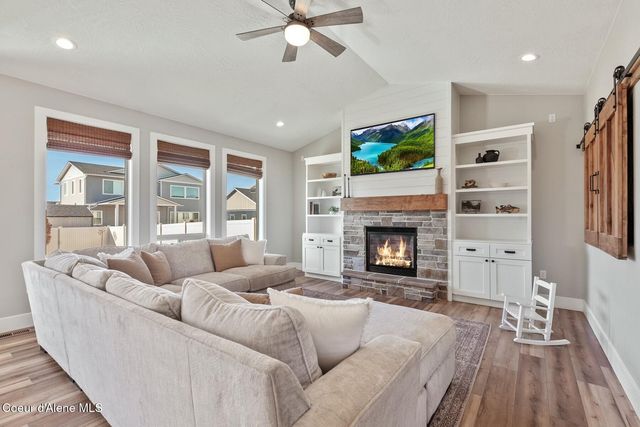 2895 N CALLARY ST, Post Falls, ID 83854