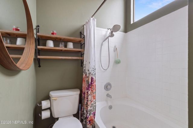 414 SHAMROCK S, Jacksonville, FL 32218