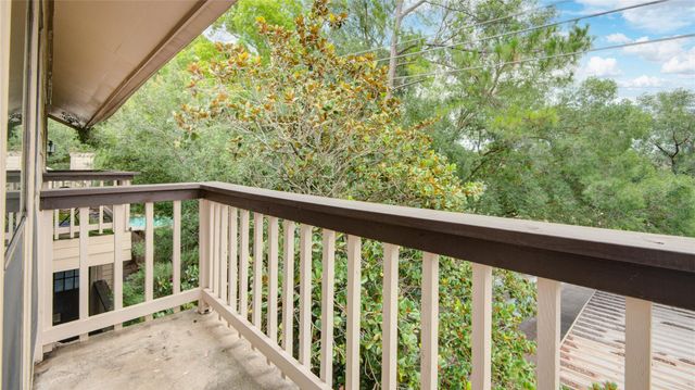 2277 S Kirkwood Road 910, Houston, TX 77077