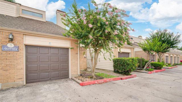2277 S Kirkwood Road 910, Houston, TX 77077