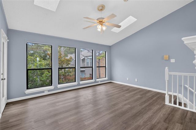 2277 S Kirkwood Road 910, Houston, TX 77077