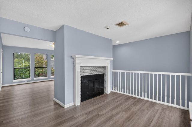 2277 S Kirkwood Road 910, Houston, TX 77077