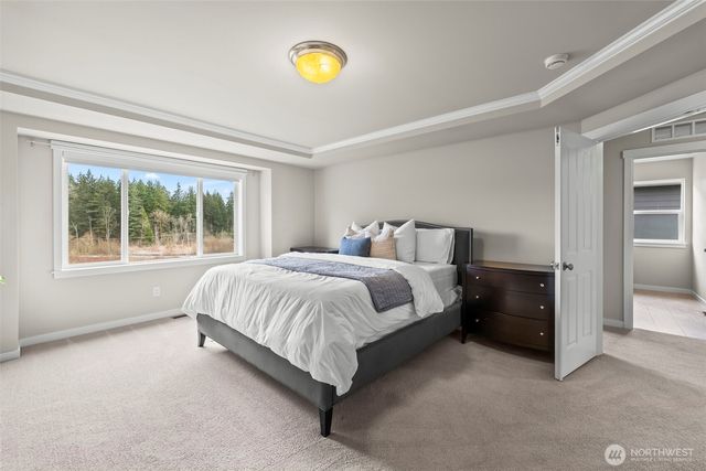 1644 211th Avenue SE, Sammamish, WA 98075