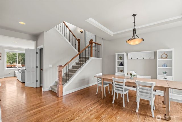 1644 211th Avenue SE, Sammamish, WA 98075