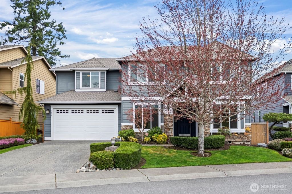 1644 211th Avenue SE, Sammamish, WA 98075