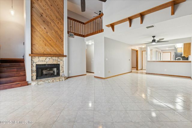 1134 FROMAGE Circle W, Jacksonville, FL 32225