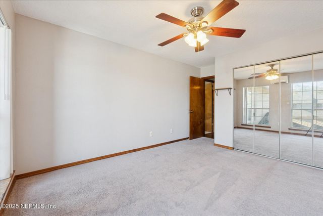 1134 FROMAGE Circle W, Jacksonville, FL 32225