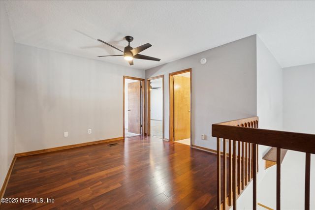 1134 FROMAGE Circle W, Jacksonville, FL 32225