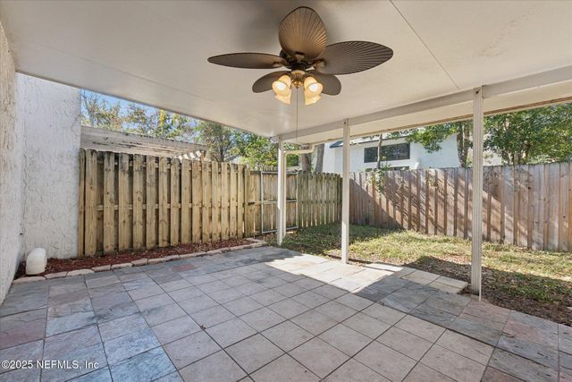 1134 FROMAGE Circle W, Jacksonville, FL 32225