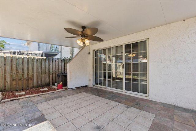 1134 FROMAGE Circle W, Jacksonville, FL 32225