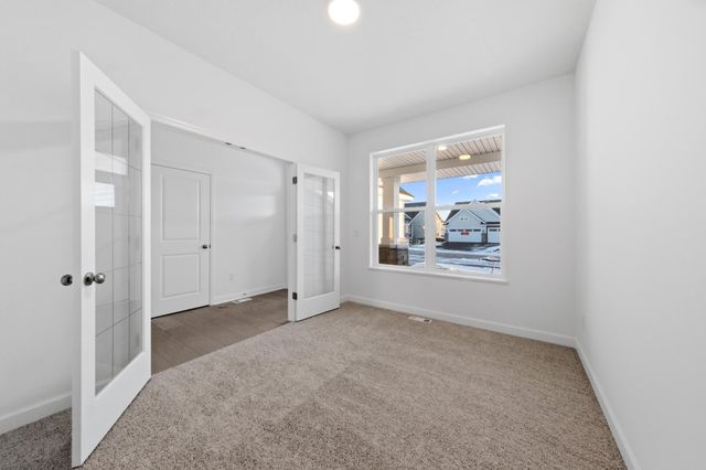 1919 Ironwood Drive, Carver, MN 55315