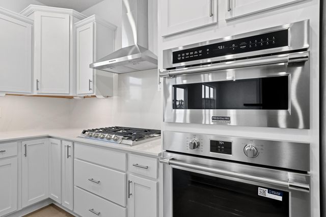 1919 Ironwood Drive, Carver, MN 55315