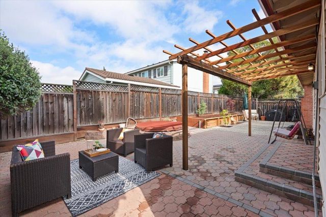 663 Smoke Tree Way, Sunnyvale, CA 94086