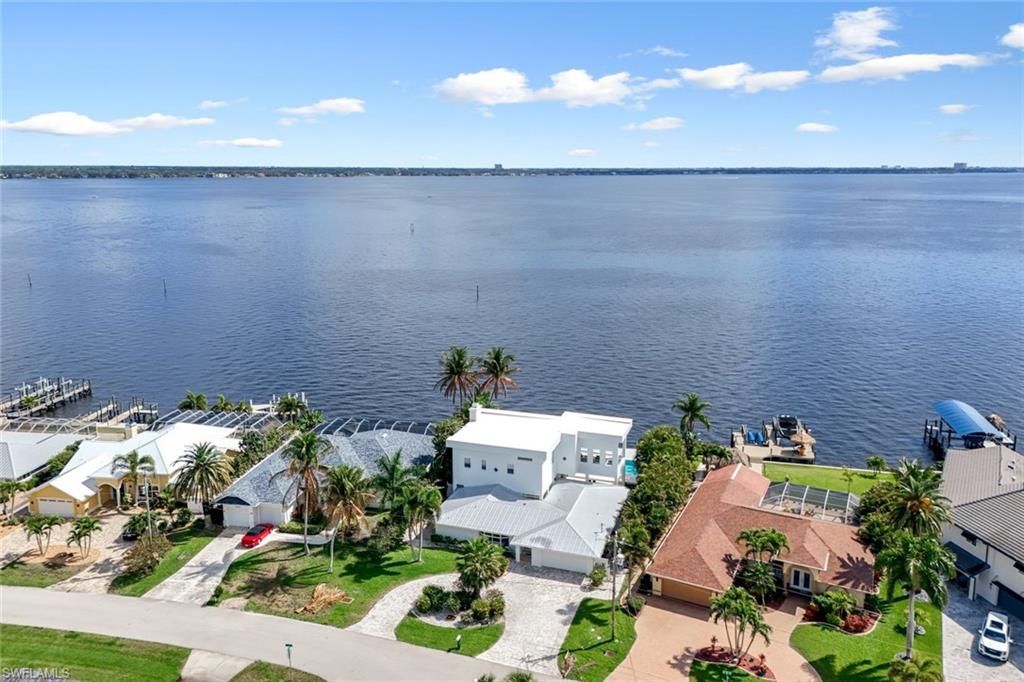 2302 SE 28th ST, CAPE CORAL, FL 33904 — exterior