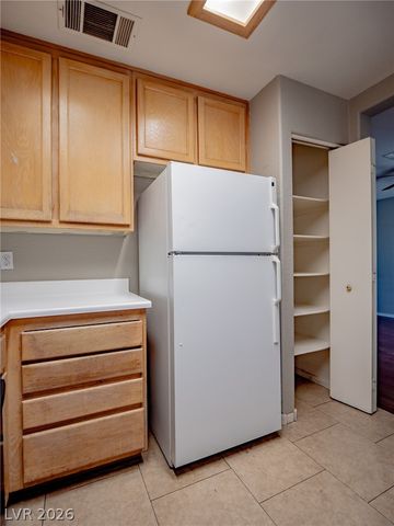1401 Linnbaker Lane 202, Las Vegas, NV 89110
