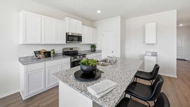 208 Whispering Pine Drive, Royse City, TX 75189