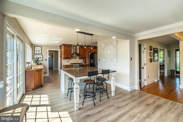 801 N WASHINGTON RDG, West Chester, PA 19382