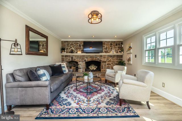 801 N WASHINGTON RDG, West Chester, PA 19382