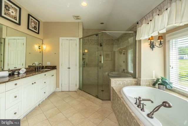 801 N WASHINGTON RDG, West Chester, PA 19382