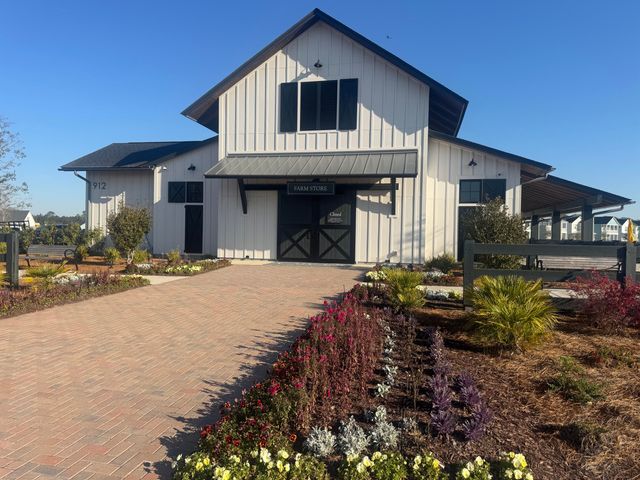 313 Citrus Drive, Summerville, SC 29486