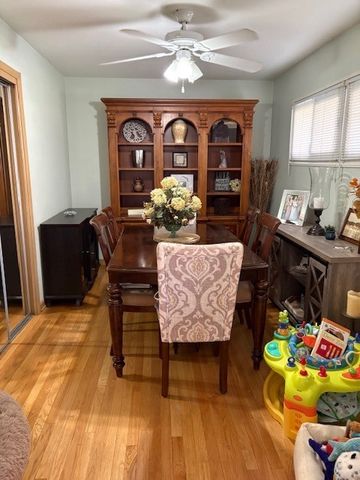 312 N Reuter Drive, Arlington Heights, IL 60005