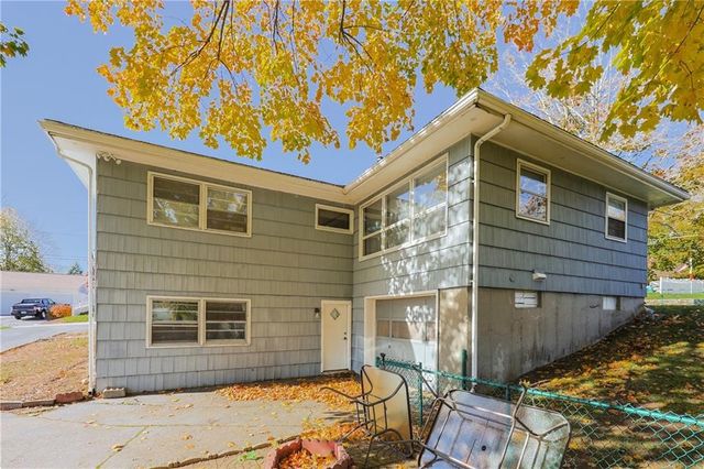 95 Mitris Boulevard, Woonsocket, RI 02895