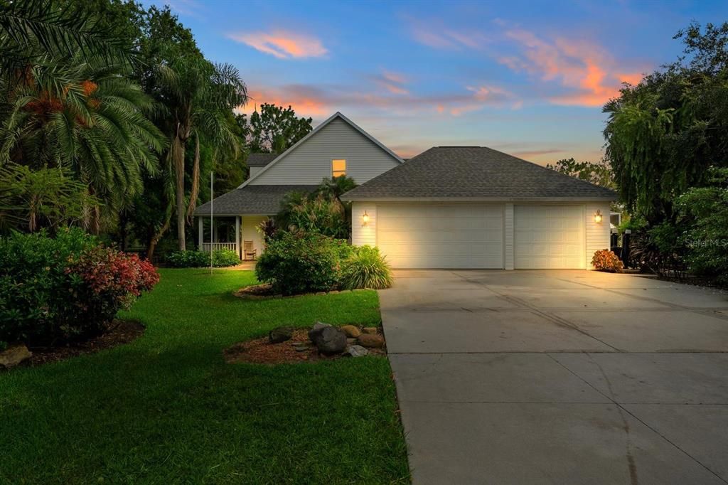 6915 215TH STREET E, Bradenton, FL 34211